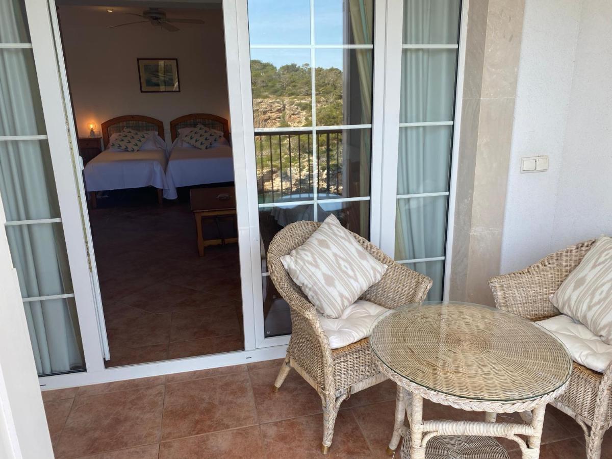 Hostal Restaurante Cala カラ・フィゲラ エクステリア 写真