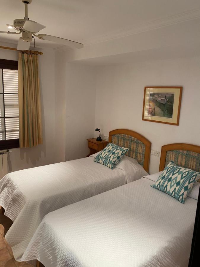 Hostal Restaurante Cala カラ・フィゲラ エクステリア 写真