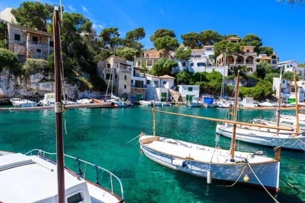 Hostal Restaurante Cala カラ・フィゲラ エクステリア 写真