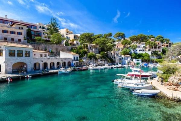 Hostal Restaurante Cala カラ・フィゲラ エクステリア 写真